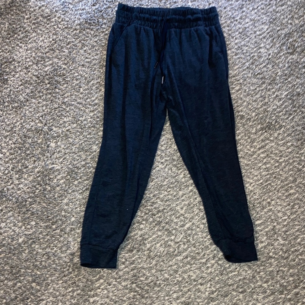 Active Life women’s black joggers